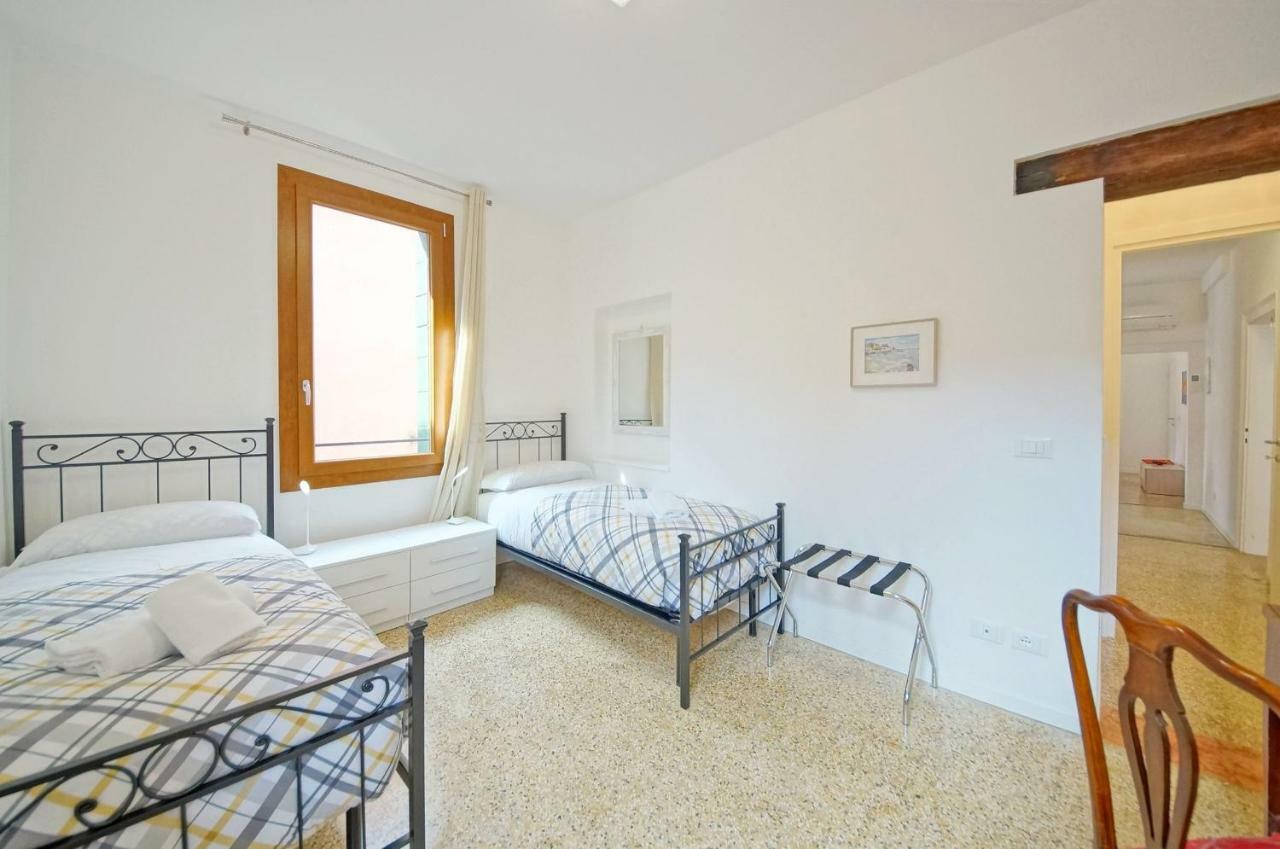 Dolcevita N 372 Venise